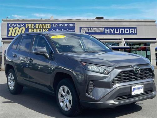 2022 Toyota RAV4 LE