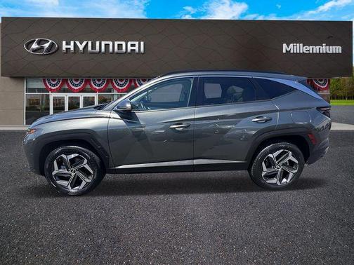 Gray 2023 Hyundai TUCSON Limited