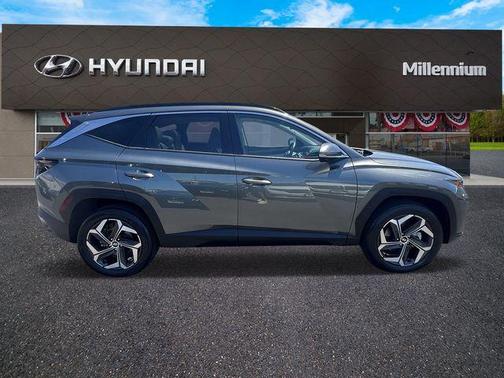 Gray 2023 Hyundai TUCSON Limited