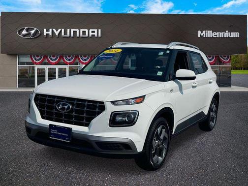 2024 Hyundai VENUE SEL