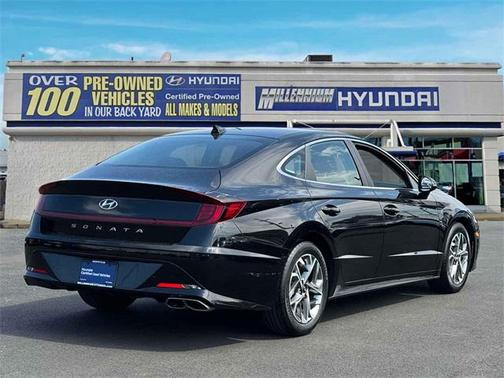 2022 Hyundai SONATA SEL