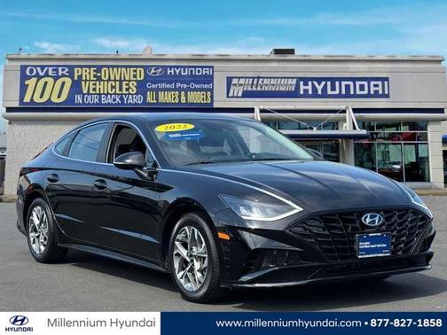 2022 Hyundai SONATA SEL
