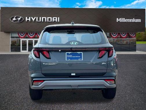 Hampton Gray 2026 Hyundai TUCSON SE