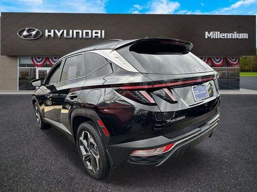 Black Pearl 2024 Hyundai TUCSON SEL