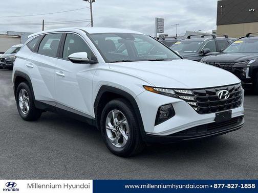 2022 Hyundai TUCSON SE