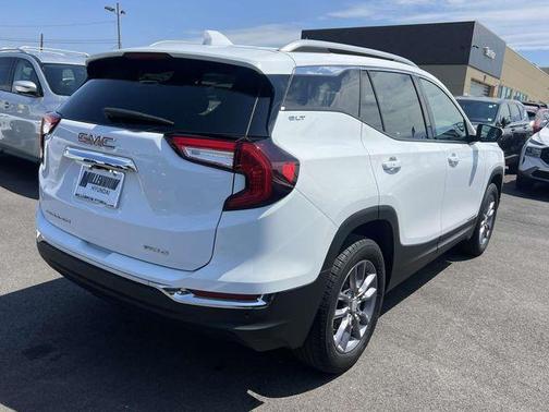 Summit White 2023 GMC Terrain SLT