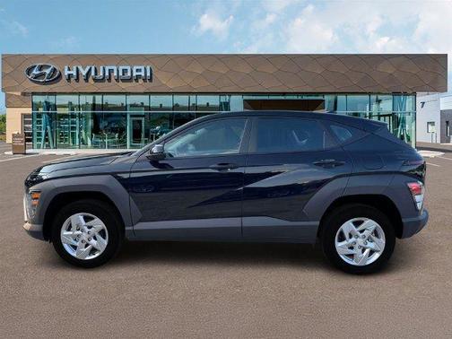 Black 2027 Hyundai KONA SE