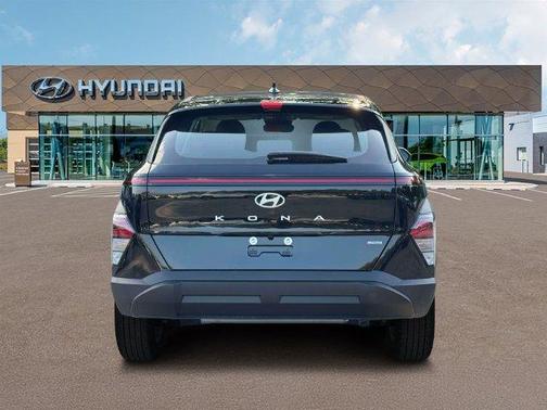 Black 2027 Hyundai KONA SE