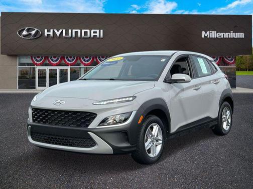 2022 Hyundai KONA SE