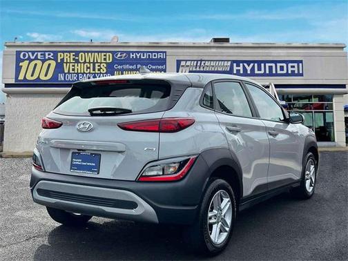2022 Hyundai KONA SE