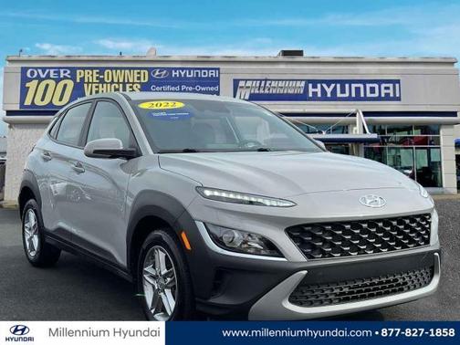 2022 Hyundai KONA SE