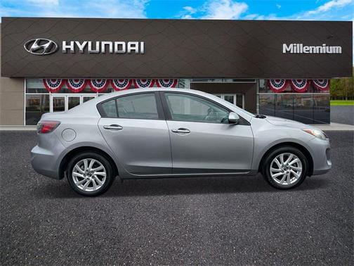 2013 Mazda Mazda3 i Touring