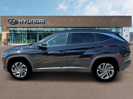 Phantom Black 2026 Hyundai TUCSON Limited