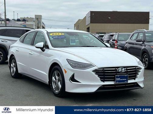 2023 Hyundai SONATA SE