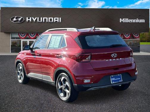2022 Hyundai VENUE Limited