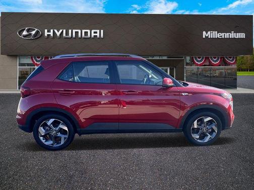 2022 Hyundai VENUE Limited