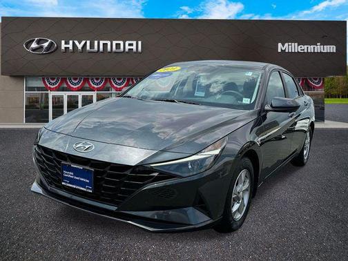 2023 Hyundai ELANTRA SE