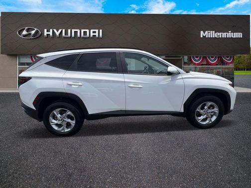 White Pearl 2024 Hyundai TUCSON SEL