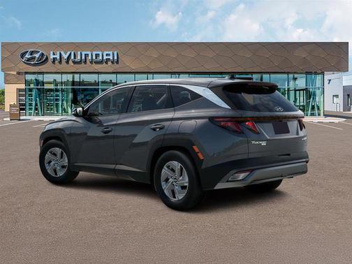 2026 Hyundai TUCSON Hybrid Blue SE