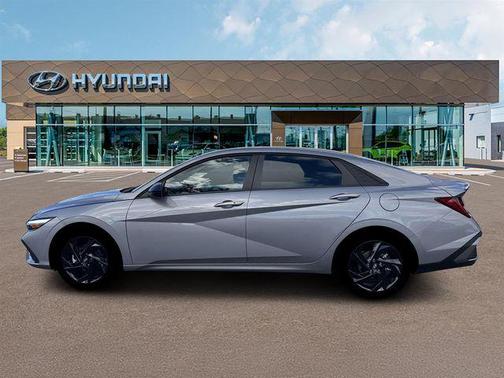 2026 Hyundai ELANTRA HEV SEL Sport