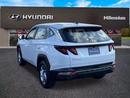 2024 Hyundai TUCSON SE