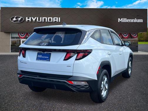 2024 Hyundai TUCSON SE