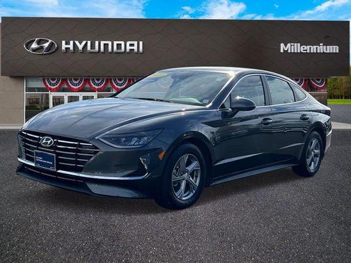 2023 Hyundai SONATA SE