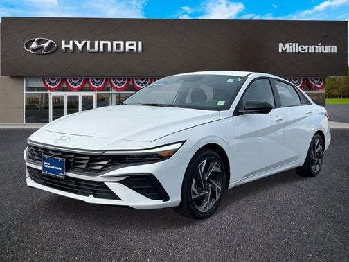 2025 Hyundai ELANTRA HEV SEL Sport