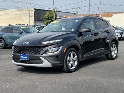 2023 Hyundai KONA SEL