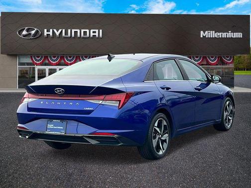 2023 Hyundai ELANTRA Limited