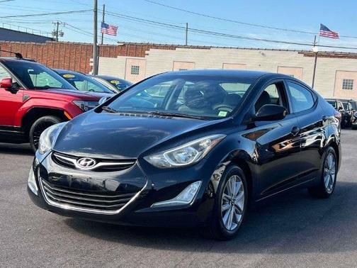 Phantom Black Metallic 2014 Hyundai ELANTRA SE