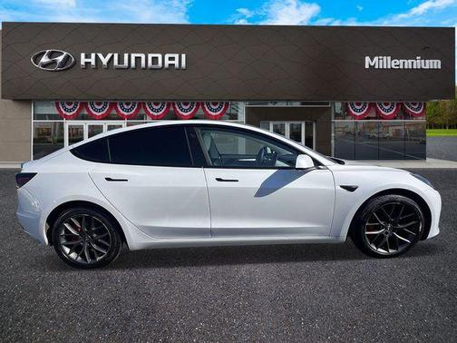 2022 Tesla Model 3 Performance