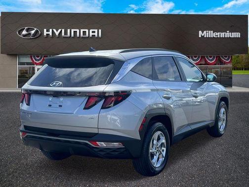 Shimmering Silver 2024 Hyundai TUCSON SEL
