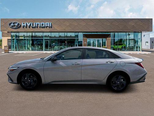 2026 Hyundai ELANTRA Sport
