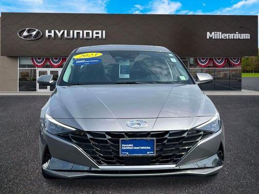 Metal 2023 Hyundai ELANTRA Limited