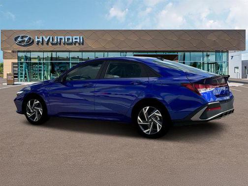 2025 Hyundai ELANTRA Sport