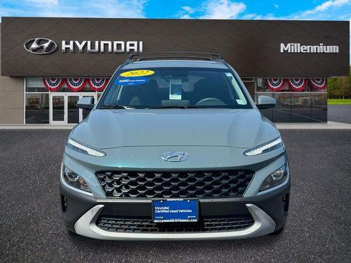 2022 Hyundai KONA SEL