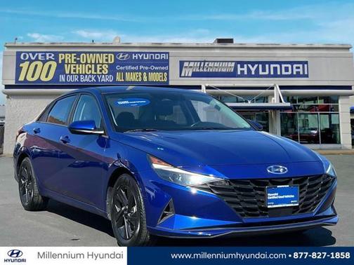 2022 Hyundai ELANTRA SEL