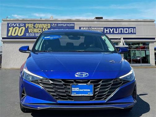 2022 Hyundai ELANTRA SEL