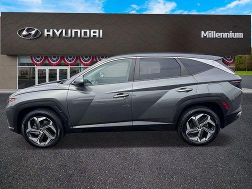 Gray 2023 Hyundai TUCSON SEL