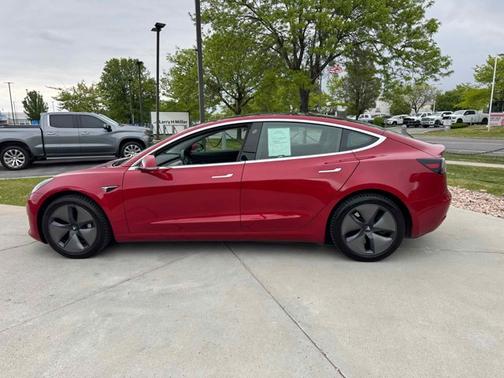 2019 Tesla Model 3 Standard Range Plus