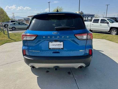 2020 Ford Escape Titanium