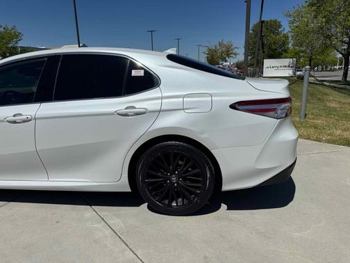 2019 Toyota Camry XLE