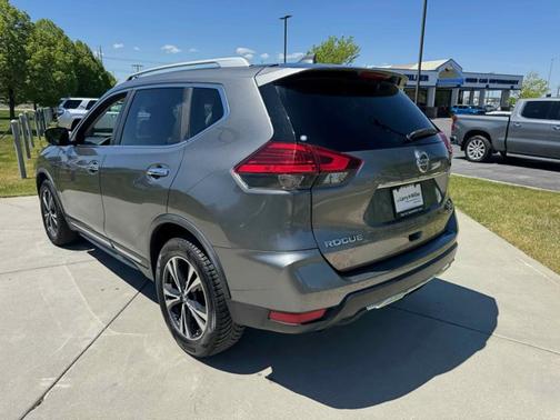 2017 Nissan Rogue SL