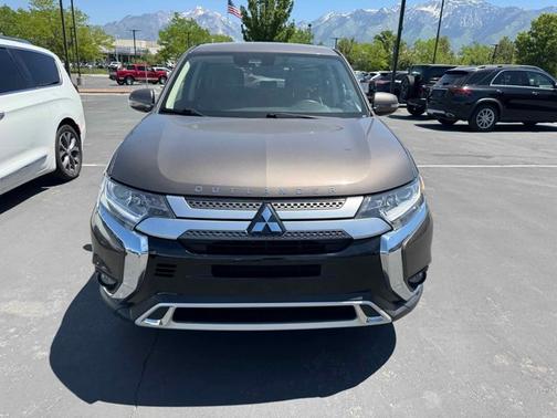 2020 Mitsubishi Outlander