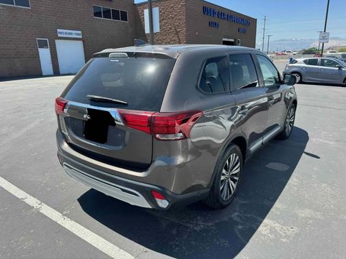 2020 Mitsubishi Outlander