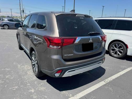 2020 Mitsubishi Outlander