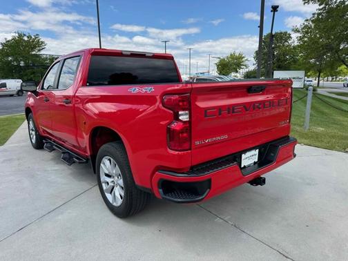 2022 Chevrolet Silverado 1500 Custom