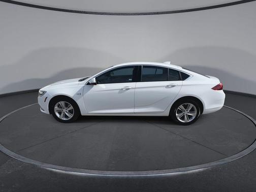 2019 Buick Regal Sportback FWD Preferred
