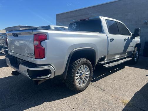 2022 Chevrolet Silverado 2500 High Country